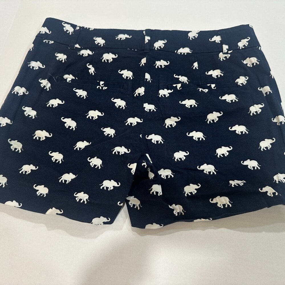 Ann Taylor Factory Women’s Elephant Print Navy Shorts Size 2 Signature Cotton